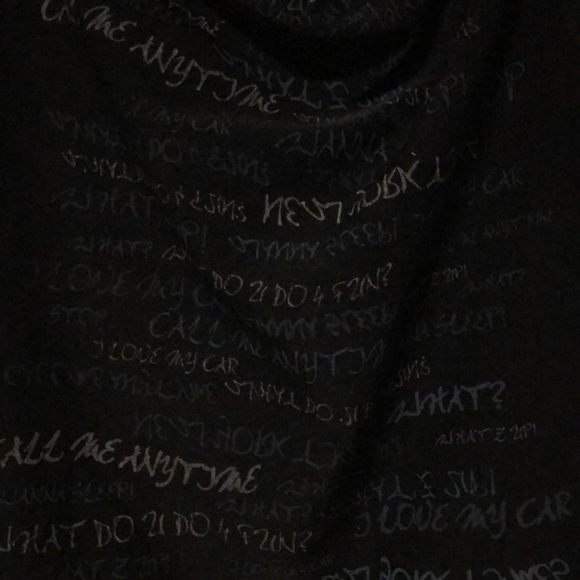 Boat-Neck Printed Black Sleeveless Top - Picture 4 of 4